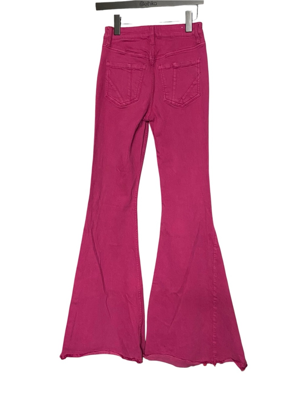 ✨ Shyanne Hot Pink Bell Bottom Jeans ✨
Size 26 | Country Western Vibes 💖🤠 - Picture 8 of 10